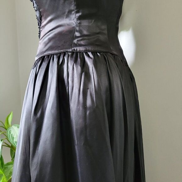 VINTAGE BLACK BEADED COCKTAIL FORMAL DRESS BEST FITS SMALL - Picture 12 of 16